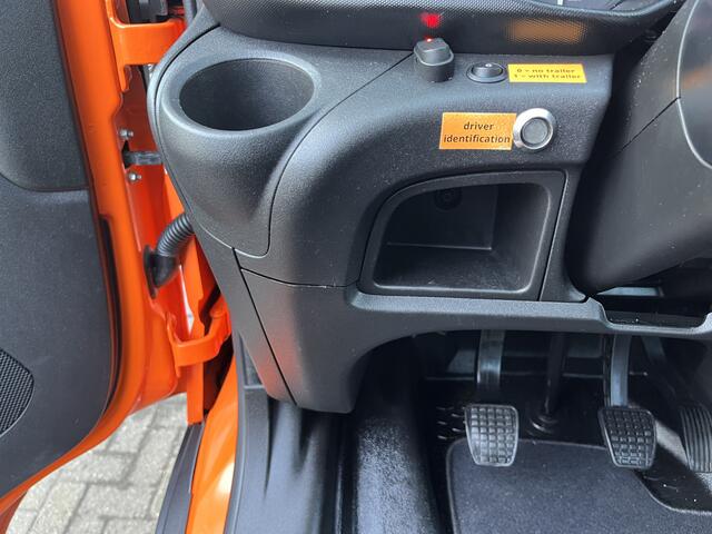 Iveco DAILY 35C14 2.3 375 Trekhaak 3500kg Laadklep 500kg Navigatie Open laadbak Pick-up Euro 6 Bpm vrij Bakwagen p-up 136pk 1e eigenaar Dealer onderhouden