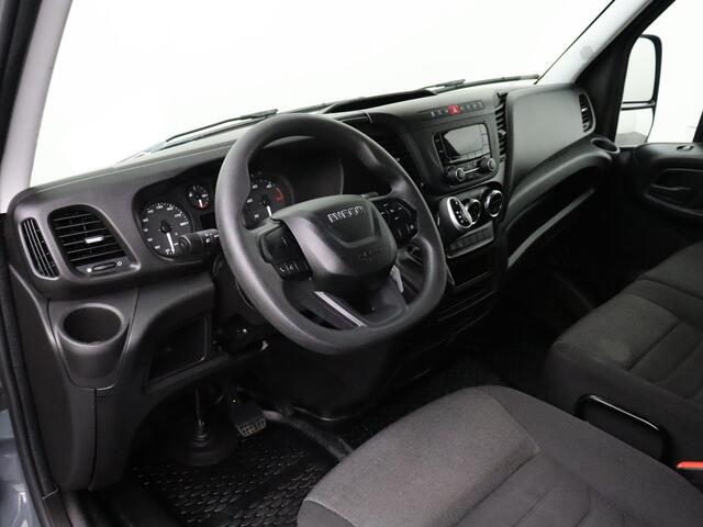 Iveco DAILY 35S14 Hi-Matic Automaat L2H2 | 3500Kg Trekgewicht | Airco | Cruise | Betimmering |