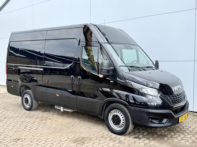 Iveco DAILY 35S16 L2H2 Automaat ACC Camera 3.5T Bluetooth
