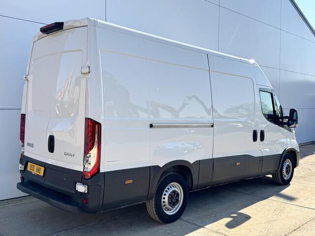 Iveco DAILY 35S14 L2H2 AC Cruise 3.5T Lucht geveerde stoel