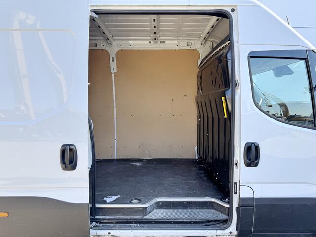Iveco DAILY 35S14 L2H2 AC Cruise 3.5T Lucht geveerde stoel