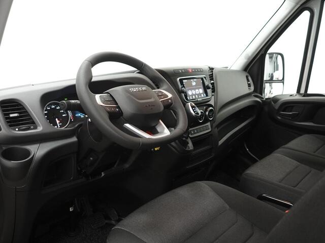 Iveco DAILY 40C18 3.0 180pk Automaat Bakwagen Laadklep 440x211x235 Airco Cruise control LED Navi Camera
