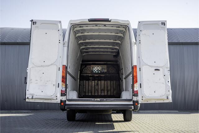 Iveco DAILY 35S16V 2.3 | L4H2 | Automaat | Topstaat | Euro 6 | 155 PK | Cruise | Climate | 3500 KG Trekgewicht