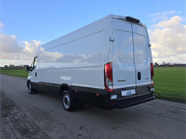 Iveco DAILY 35S18HV 3.0 410 H2 - 180 Pk - Euro 6 - ParkeerCamera - Airco - Cruise Control