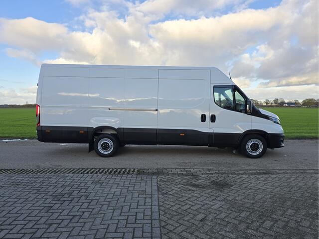 Iveco DAILY 35S18HV 3.0 410 H2 - 180 Pk - Euro 6 - ParkeerCamera - Airco - Cruise Control