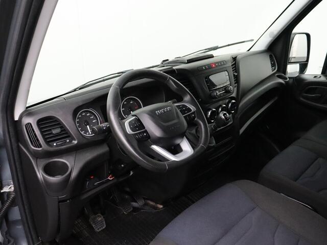 Iveco DAILY 35S16V L2H2 | Led | 3500Kg Trekhaak | Airco | Cruise | Betimmering