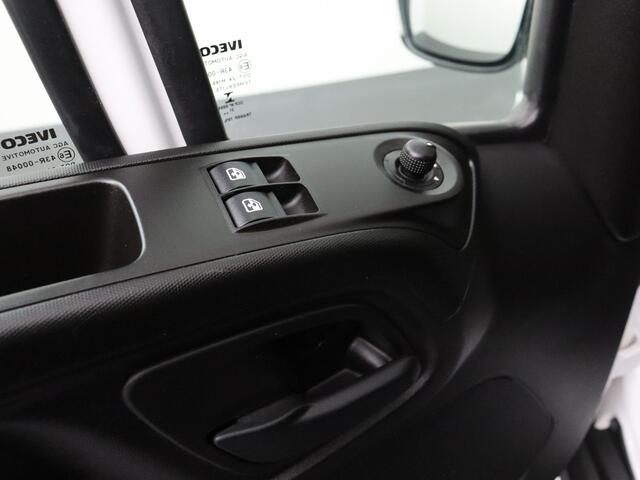 Iveco DAILY 35C16 Bakwagen+Laadklep | Airco | 3-Persoons