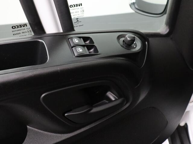 Iveco DAILY 35C16 Bakwagen+Laadklep | Airco | 3-Persoons |