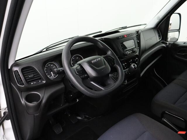 Iveco DAILY 35C16 Bakwagen+Laadklep | Airco | 3-Persoons | 750Kg Laadklep