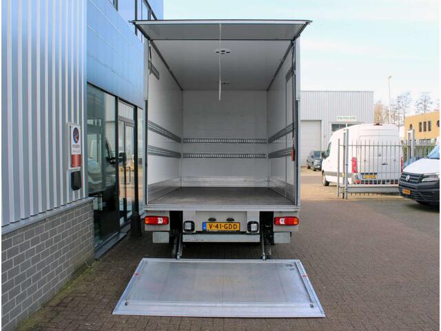 Iveco DAILY 40C18 HA8 Bakwagen 3500/4200kg Aut. Laadklep