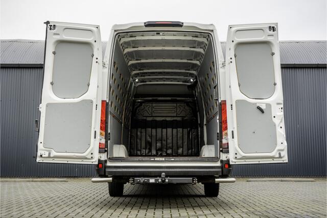Iveco DAILY **35S14V 2.3 L4H2 | Automaat | Euro 6 | Cruise | Climate | 3500 KG Trekgewicht | Trekhaak**