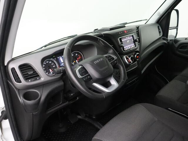 Iveco DAILY 35S18 3.0L Hi-Matic Automaat L2H2 | Led | Navigatie | Camera | Cruise | 3-Persoons