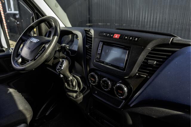 Iveco DAILY 35S18D | 3.0 180PK | Hiab 013 | 3.5T Trekgewicht | Automaat | Climate | Camera | Euro 6