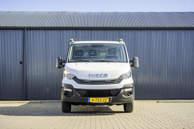 Iveco DAILY 35S18D | 3.0 180PK | Hiab 013 | 3.5T Trekgewicht | Automaat | Climate | Camera | Euro 6