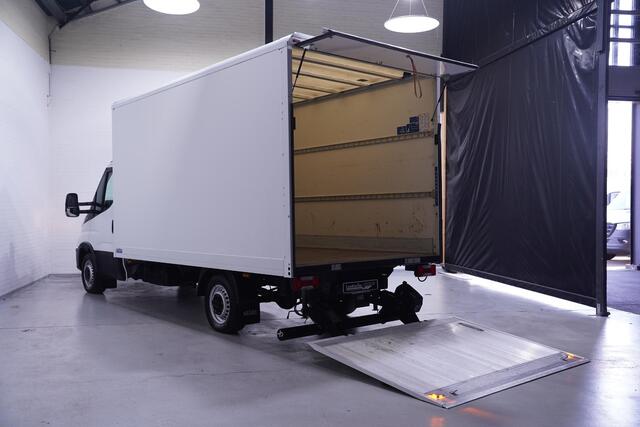 Iveco DAILY 35S16 160 pk Bakwagen met Laadklep Airco ECC Audio DAB+, Enkel Lucht, 3-Zits