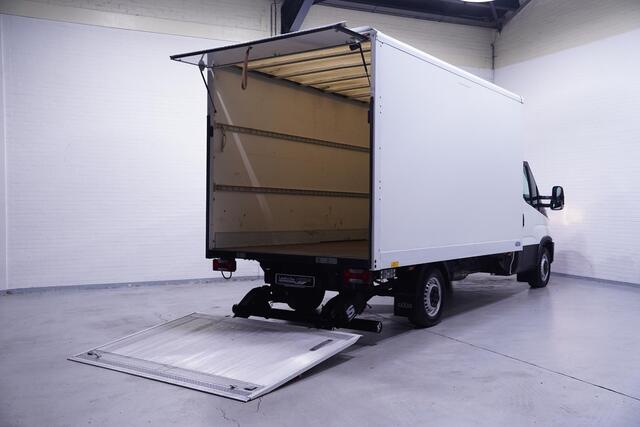 Iveco DAILY 35S16 160 pk Bakwagen met Laadklep Airco ECC Audio DAB+, Enkel Lucht, 3-Zits