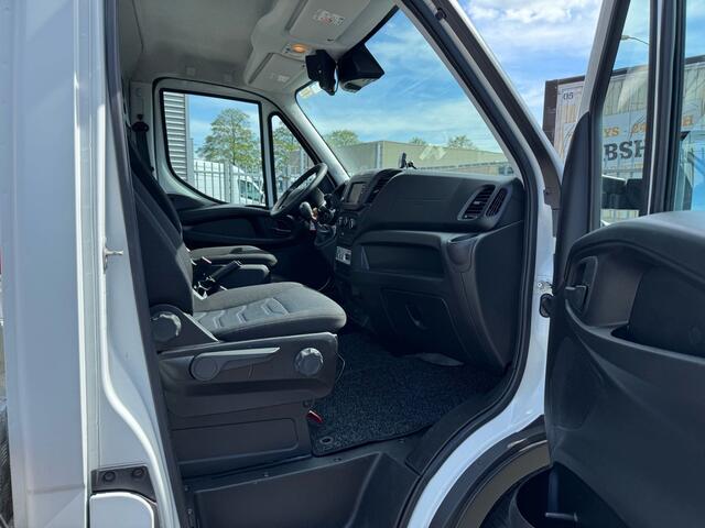 Iveco DAILY 35S14 Km 31.936!! 4x gestempeld, 2 persoonslift