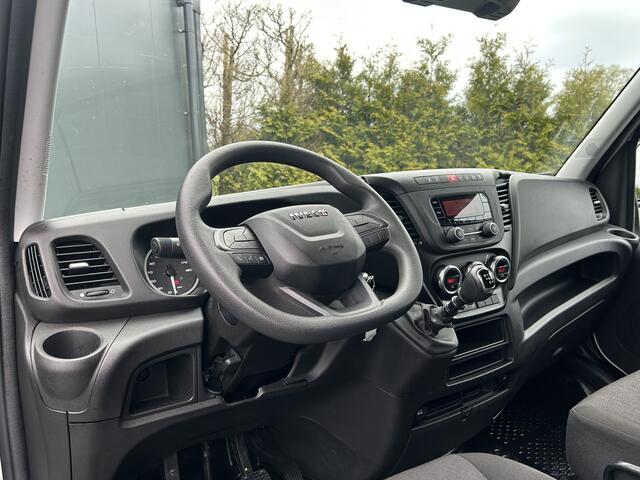 Iveco DAILY 35C16H 2.3 D 157 PK / ZEER NETJES !! / HYDRAULISCHE LAADKLEP / BAKWAGEN / 68.865 KM ! / AIRCO /