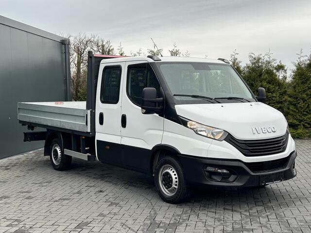 Iveco DAILY 35S14 2.3 D / PICK UP MET LANGE BAK / 7 PERSOONS DUBBELE CABINE / 22.770 KM / AIRCO / CRUISE / NAVI / 3.5 TONS TREKHAAK
