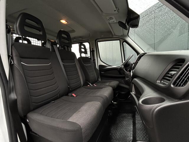 Iveco DAILY 35S14 2.3 D / PICK UP MET LANGE BAK / 7 PERSOONS DUBBELE CABINE / 22.770 KM / AIRCO / CRUISE / NAVI / 3.5 TONS TREKHAAK
