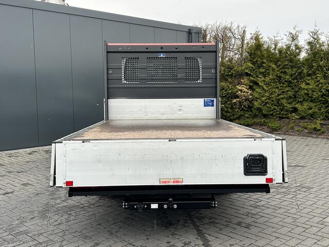 Iveco DAILY 35S14 2.3 D / PICK UP MET LANGE BAK / 7 PERSOONS DUBBELE CABINE / 22.770 KM / AIRCO / CRUISE / NAVI / 3.5 TONS TREKHAAK