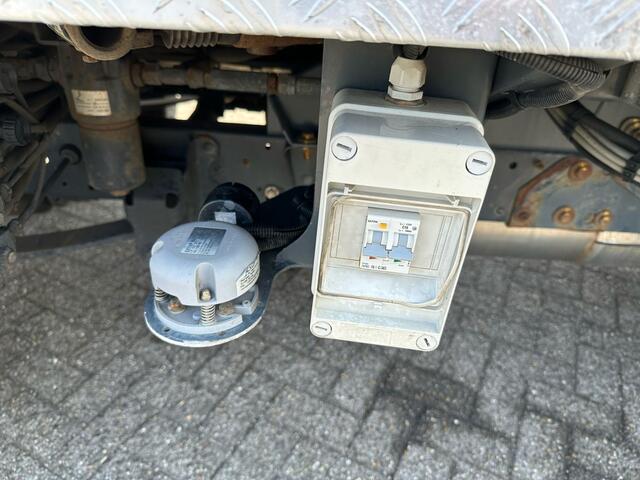 Iveco DAILY 35S14 14 meter, 4x stamped, 413 working hours