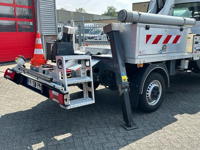 Iveco DAILY 35S14 14 meter, 4x stamped, 413 working hours