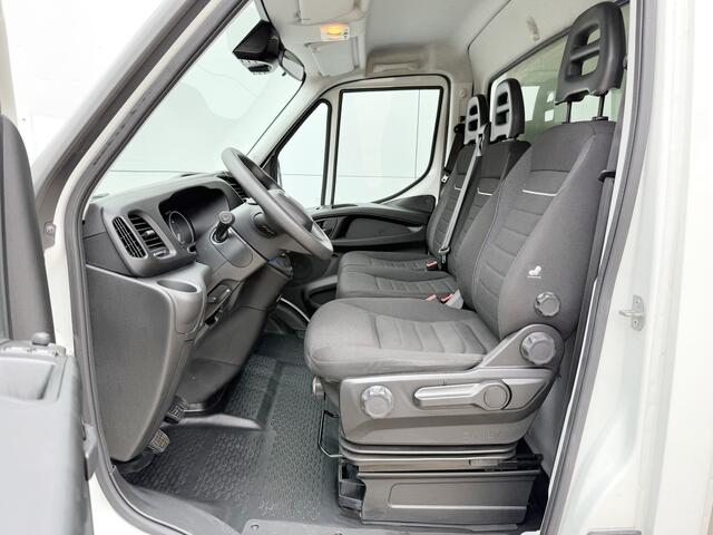 Iveco DAILY 35C16 3.0L Laadklep Dubbellucht Climate Control Cruise Control Meubelbak Bakwagen Koffer