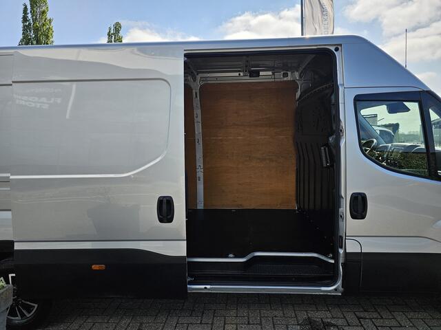 Iveco DAILY 35S18HV 3.0 410L H3 Automaat XXL 180 PK * 3,5t Trekgewicht *