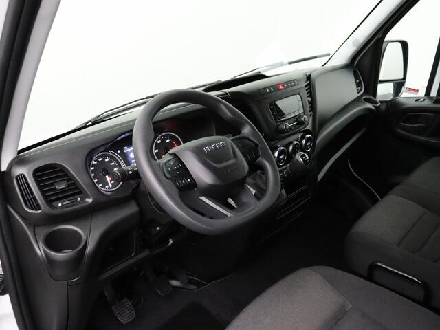 Iveco DAILY 35S16 L2H2 | 3500Kg Trekgewicht | Airco | 3-Persoons | Betimmering