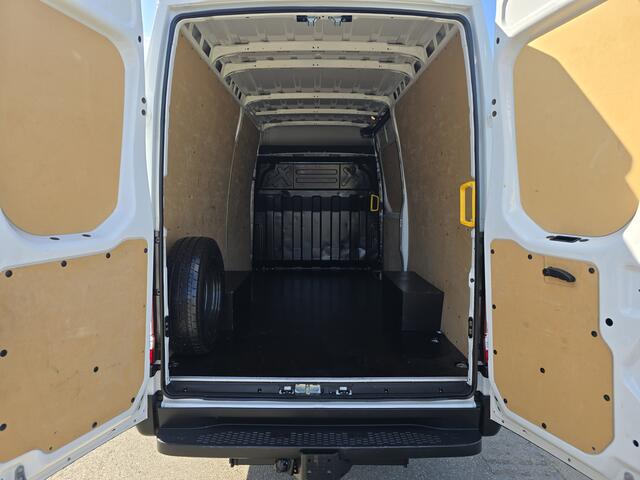 Iveco DAILY 35S14V 2.3 352L H2 - 140 Pk - Euro 6 - Airco - Cruise Control