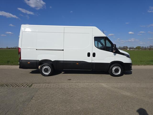 Iveco DAILY 35S14V 2.3 352L H2 - 140 Pk - Euro 6 - Airco - Cruise Control
