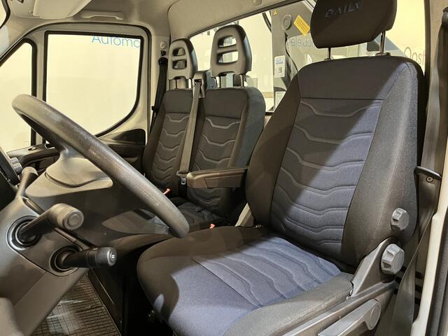 Iveco DAILY 35S18 3.0 410 Open Laadbak / Hiab Duo Kraan / Euro 6 / Airco / Trekhaak 3500 KG / Cruise Control / 3-Zits / 52.750 KM !!