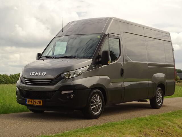 Iveco DAILY 35S21V 3.0 352 H2 L2 3.0L Automaat 3,5t Trekhaak Airco Cruise Camera Parkeersensoren