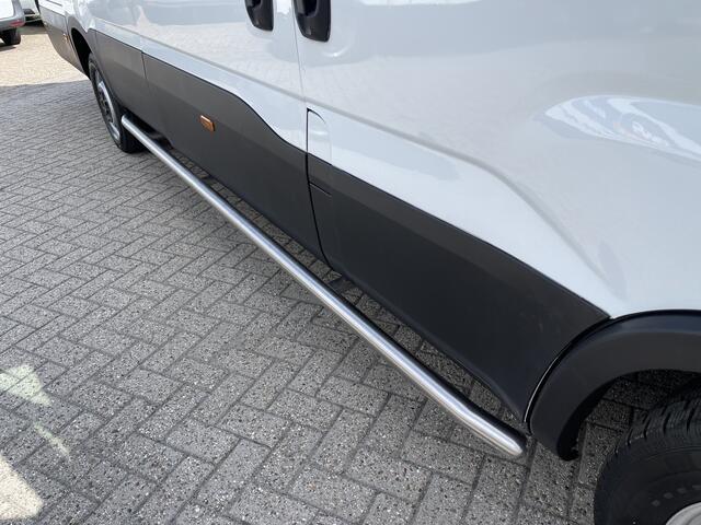 Iveco DAILY 35S14V 2.3 136pk 410 L4H2 Himatic automaat / vaste prijs rijklaar ¤ 23.950 ex btw / lease vanaf ¤ 391 / trekhaak 3500 kg / airco / cruise control / laadruimte 475 cm lang !