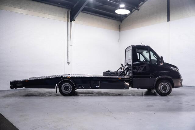 Iveco DAILY 35S18 180 pk Aut. Autotransporter BPM Vrij Adapt. Cruise, Navi, Trekhaak 3.500 kg, LED Koplampen, Nieuw 3-Zits