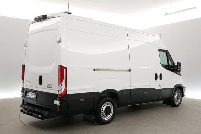 Iveco DAILY 35 S14 2.3D L2H2 | Automaat | 3500KG Trekgew. | Trekh. | Airco | Cruise | 3-Zits