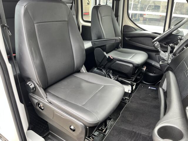 Iveco DAILY 35S12D 2.3 345 6-Persoons 3500kg trekgewicht Airco Euro 6 Pick-up Open laadbak Bakwagen 1e eigenaar P-up