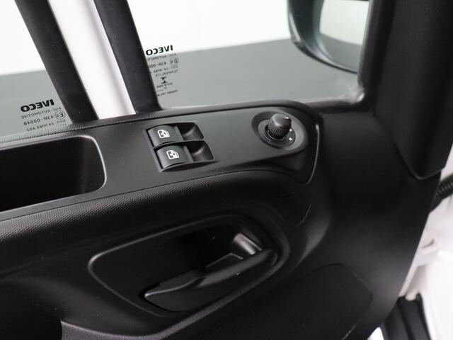 Iveco DAILY 35S21 3.0Ltr Hi-Matic Automaat L3H2 Maxi | Navigatie | Camera | 3-Persoons | Airco | Cruise