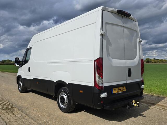 Iveco DAILY 35S14V 2.3 352L H2 - L2L H2 - 140 Pk - Euro 6 - Climate Control - Cruise Control