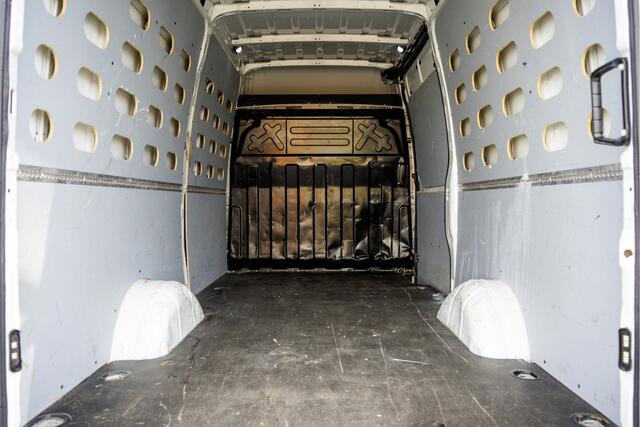 Iveco DAILY **35S14V 2.3 L2H2 | Automaat | Euro 6 | Cruise | Climate | 3500 KG Trekgewicht | Trekhaak**