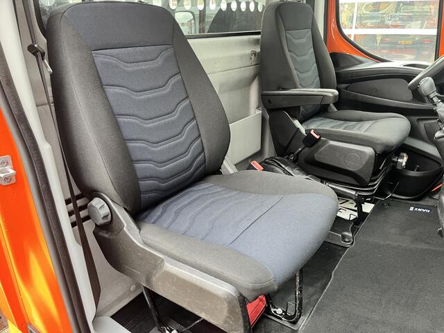 Iveco DAILY 35C14 2.3 375 Laadklep 500kg Trekhaak 3500kg trekgewicht Airco 2-Persoons Open laadbak Pick-up P-up Bakwagen Telefoonverbinding 1e eigenaar Euro 6 Bpm vrij !!!