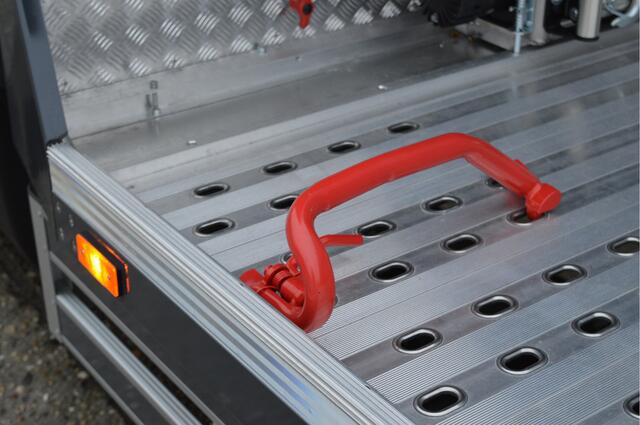 Iveco DAILY 35S210 Hi-Matic Slaapcabine | De allerlaatste BPM vrij | Direct leverbaar | Financiering mogelijk | Fabrieksgarantie!