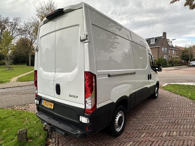 Iveco DAILY 35S14V 2.3 352 H2 L dealer onderh * 3500 trekgew
