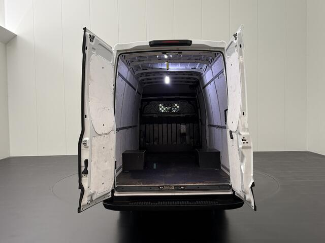 Iveco DAILY 35C16 Hi-Matic Automaat L3H2 Maxi | Dubbellucht | Airco | 3-Persoons | Betimmering | 3500Kg Trekgewicht