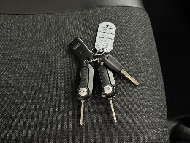 Iveco DAILY 35C16 Hi-Matic Automaat L3H2 Maxi | Dubbellucht | Airco | 3-Persoons | Betimmering | 3500Kg Trekgewicht