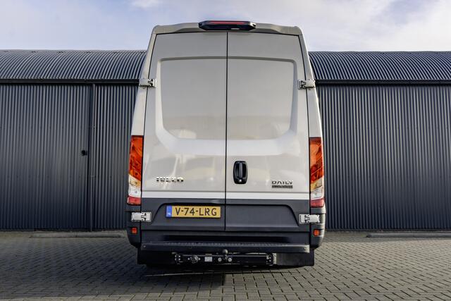 Iveco DAILY 35S16V L2H2 | Automaat | Air-Pro Editie | Luchtvering | LED | Camera | Navi | PDC | 3.5T Trekgewicht | Oprijplaat | Cruise | Euro 6