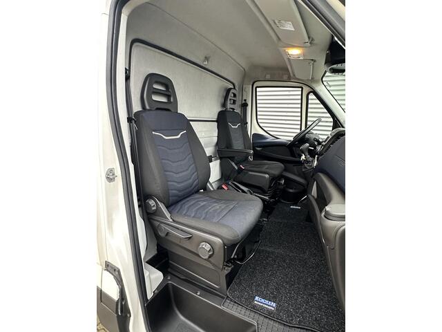Iveco DAILY 35S16H 2.3 Automaat Bakwagen met Laadklep