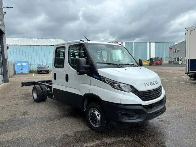 Iveco DAILY Electric 42C14DE 74Kw dubbele cabine
