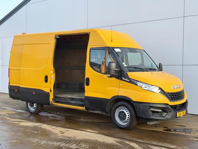 Iveco DAILY 35S16 2.3 Automaat L2H2 Oprijplaat Trekhaak Climate Control Cruise Control Lucht Geveerde Stoel